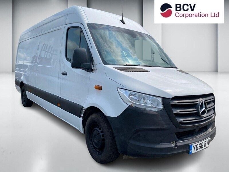 White Used 2018 Mercedes Sprinter Van | £10,495 (Fair price) - Image 1/3