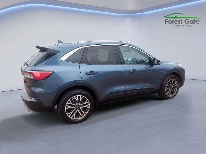Used Ford Kuga Titanium 120 HP (88 kW) 2022 Blue SUV