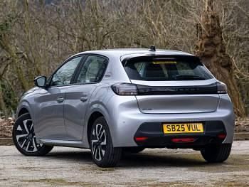 Usado Peugeot 208 Style 101 HP (74 kW) 2025 Cinzento Citadino