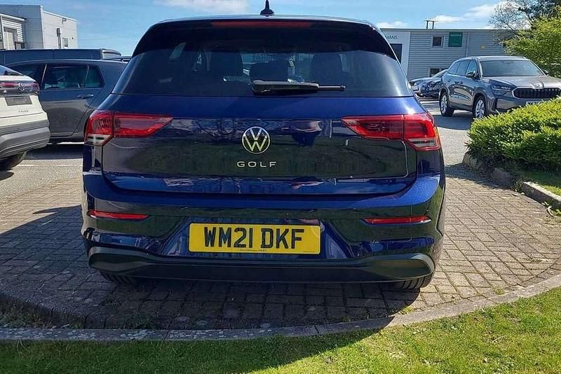 Used VW Golf VII Life 150 HP (110 kW) 2021 Blue Hatchback