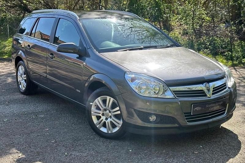 Grey Used 2009 Vauxhall Astra Design Edition Estate | £2,995 (Fair price) - Image 1/1