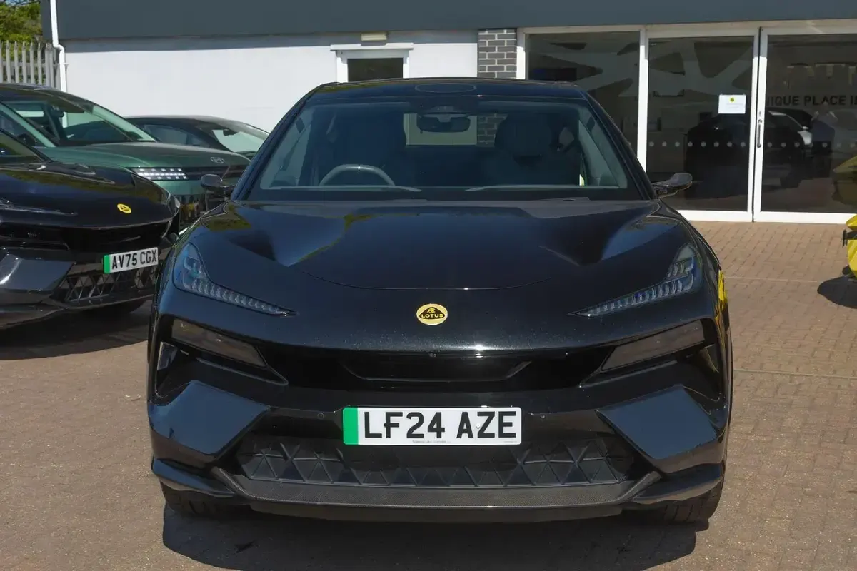 Used Lotus Eletre 675 kW (918 HP) 2024 Black SUV
