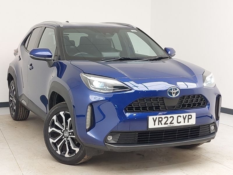 Blue Used 2022 Toyota Yaris Hybrid Design Estate | £18,498 (Good price) - Image 1/4