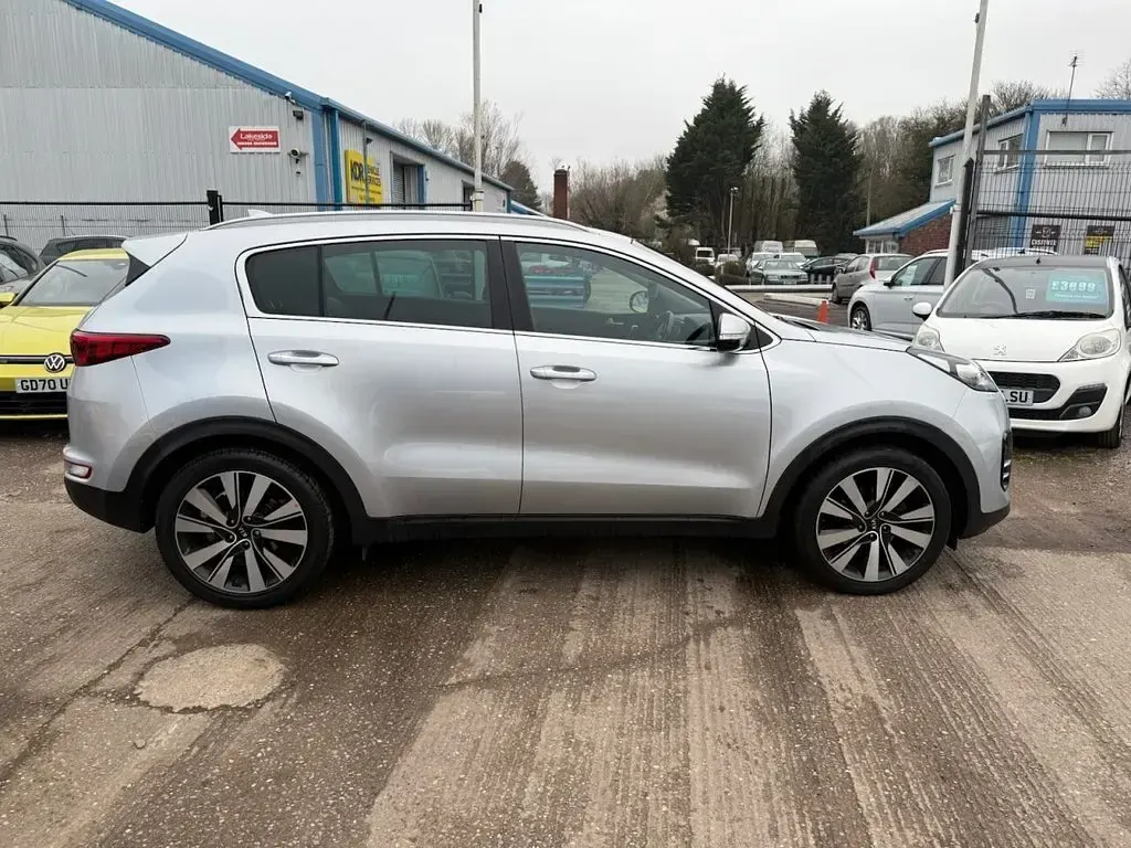 Used Kia Sportage 114 HP (83 kW) 2016 Silver SUV