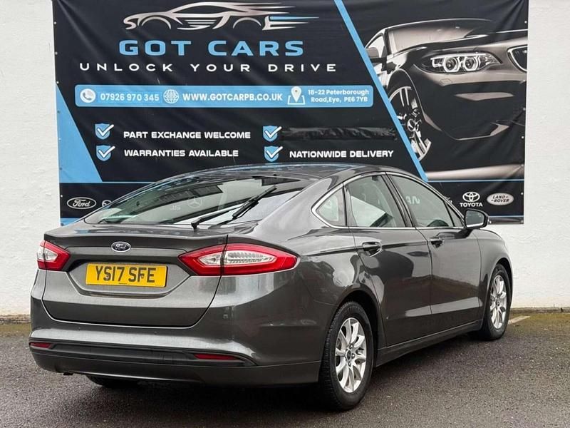 Used Ford Mondeo Zetec 150 HP (110 kW) 2017 Grey Hatchback