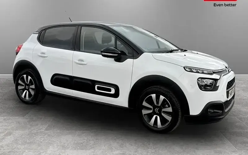 Used Citroën C3 PureTech 110 HP (80 kW) 2024 Hatchback