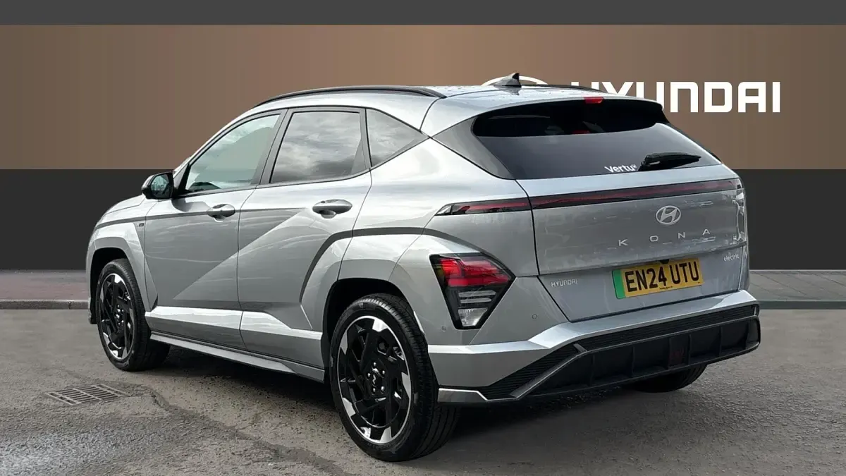Gebraucht Hyundai Kona N Line 160 kW (218 PS) 2024 Silber SUV