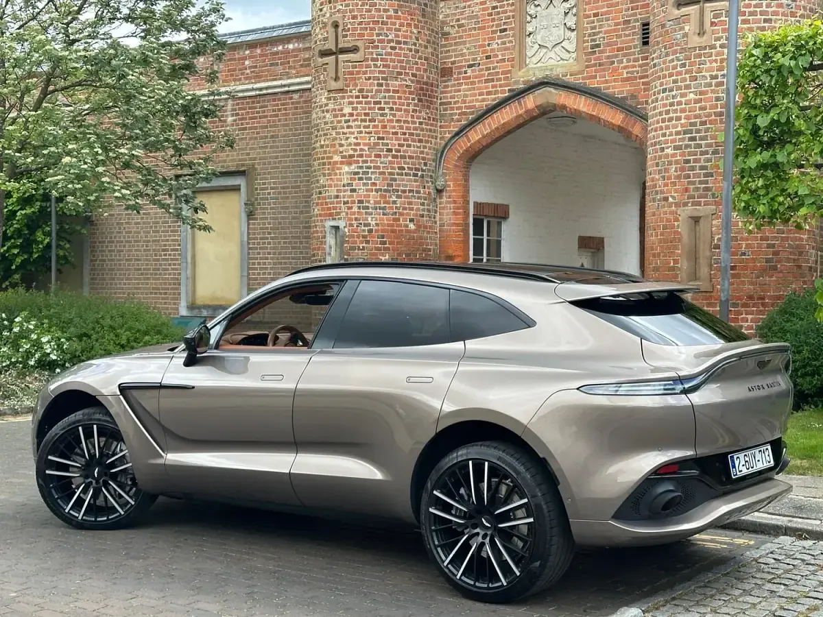 Used Aston Martin DBX 2023 Bronze SUV