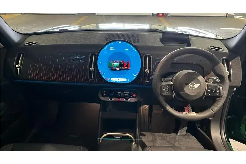 Used Mini Countryman Sport 218 HP (160 kW) 2025 British racing green iv SUV