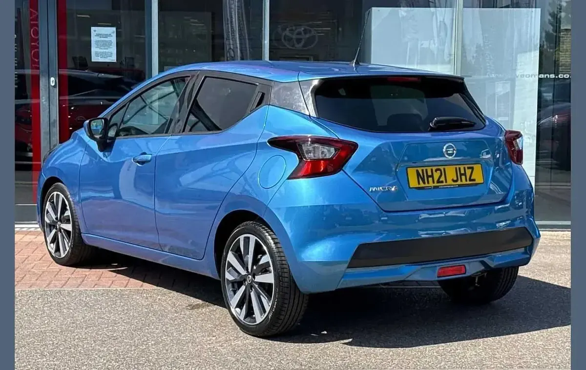 Used Nissan Micra Tekna 92 HP (67 kW) 2021 Blue Hatchback