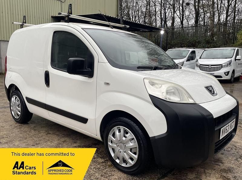 White Used 2014 Peugeot Bipper S MPV | £2,995 (Fair price) - Image 1/2
