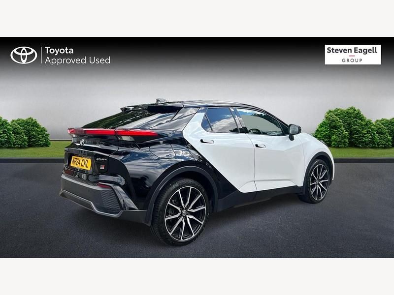 Used Toyota C-HR Sport 2024 White SUV