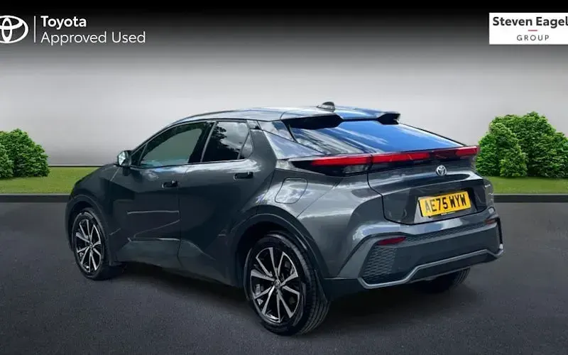 Second-hand Toyota C-HR Design 223 CP (164 kW) 2026 SUV