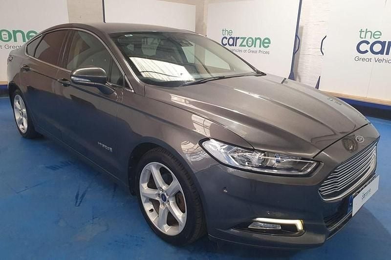 Used Ford Mondeo Titanium 187 HP (137 kW) 2018 Grey Sedan