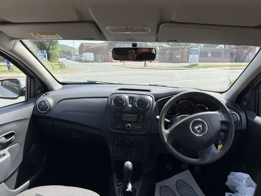 Used Dacia Sandero Ambiance 2015 Silver Hatchback