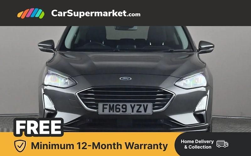 Used Ford Focus Titanium 125 HP (91 kW) 2019 Grey Hatchback