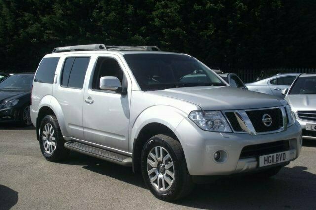 Used 2011 Nissan Pathfinder SUV | £15,989 - Image 1/4