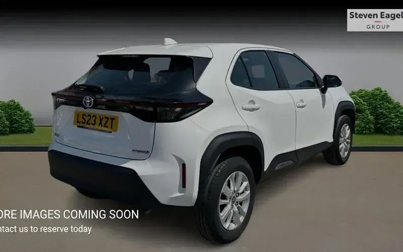 Used Toyota Yaris Hybrid 116 HP (85 kW) 2026 Estate