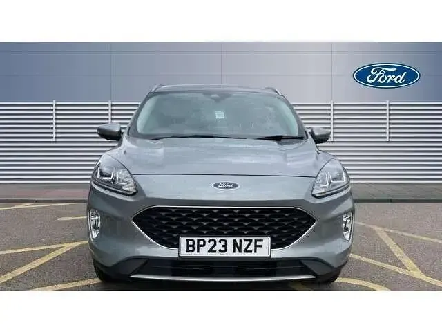 Gebraucht Ford Kuga Zetec 150 PS (110 kW) 2023 Silber SUV