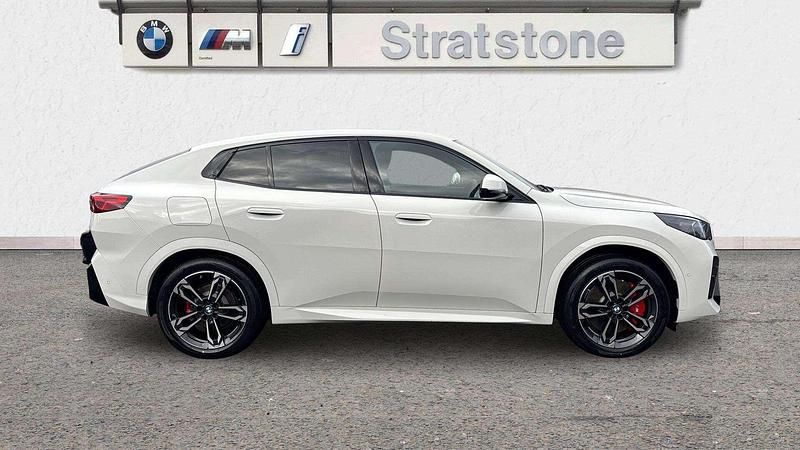 New BMW iX2 Luxury Line 227 kW (309 HP) 2025 White SUV