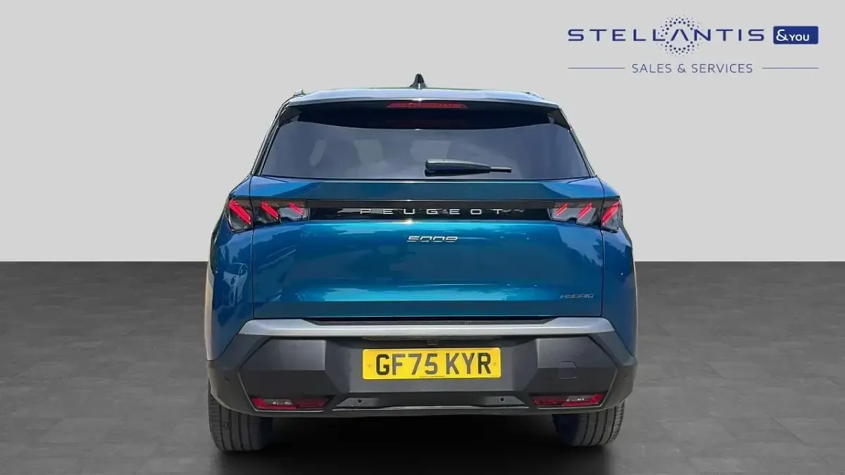Used Peugeot 5008 Allure 143 HP (105 kW) 2025 Blue SUV