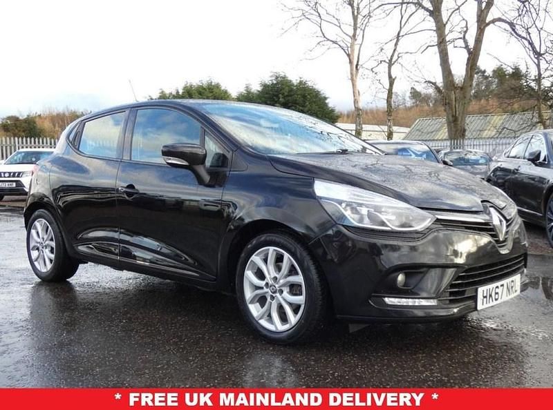 Used Renault Clio IV Dynamique 75 HP (55 kW) 2018 Black Hatchback
