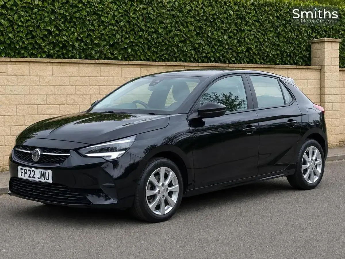 Used Vauxhall Corsa Edition 99 HP (72 kW) 2022 Black Hatchback