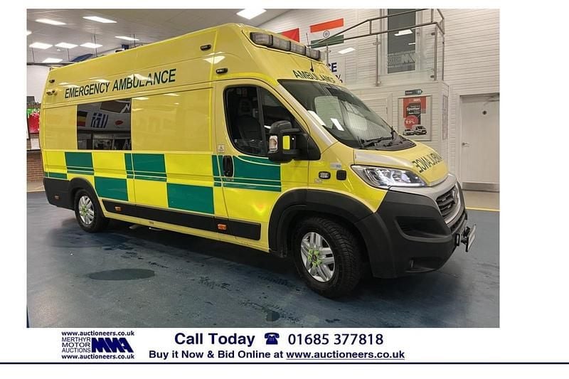 Used Fiat Ducato 176 HP (129 kW) 2020 Yellow Van