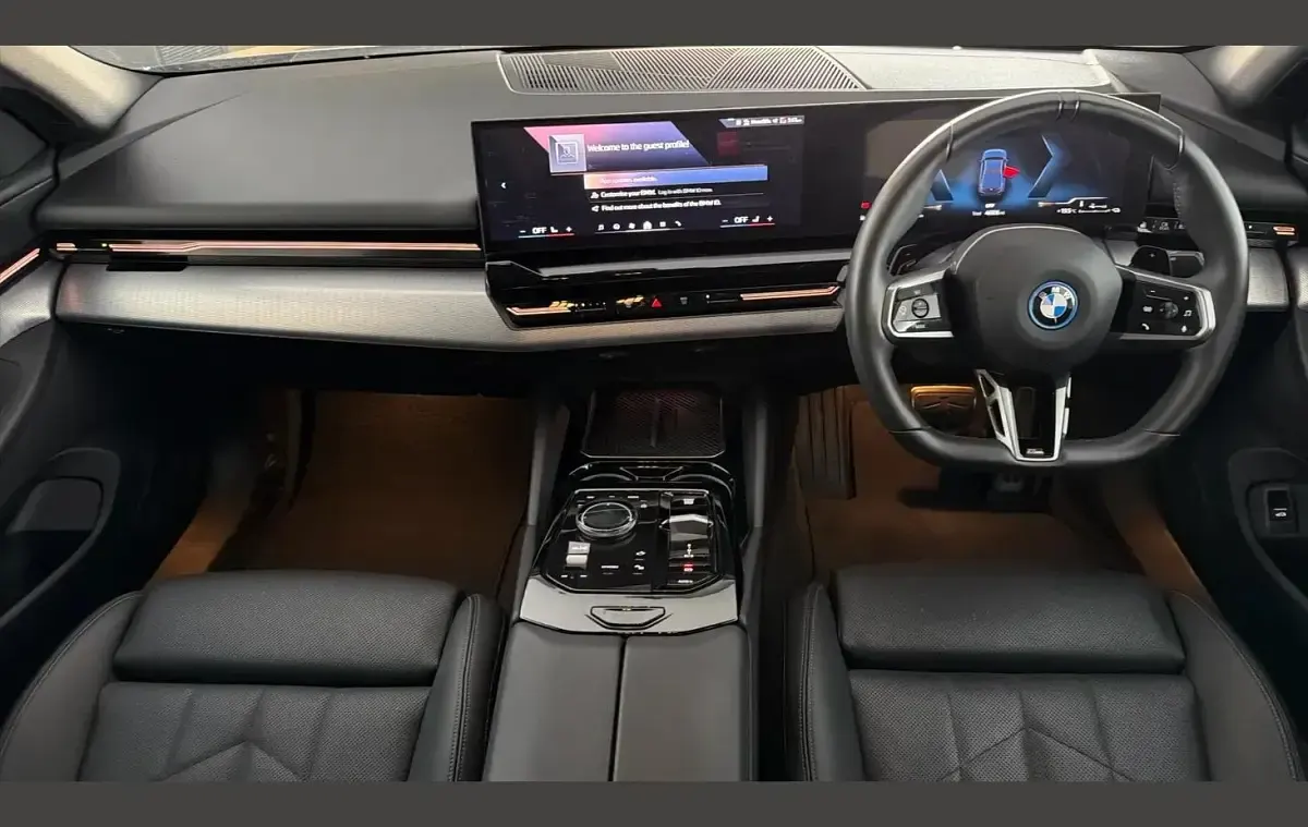 Used BMW 530e M Sport 295 HP (216 kW) 2024 Blue Sedan