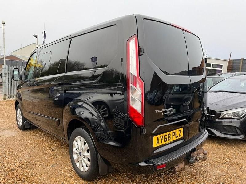 Used Ford Transit Custom Limited 130 HP (95 kW) 2018 Black Van