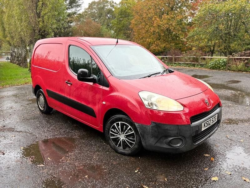 Red Used 2012 Peugeot Partner S Van | £2,600 (Fair price) - Image 1/4