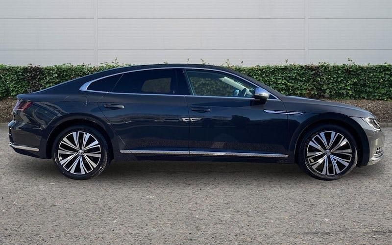 Used VW Arteon Elegance 150 HP (110 kW) 2018 Hatchback