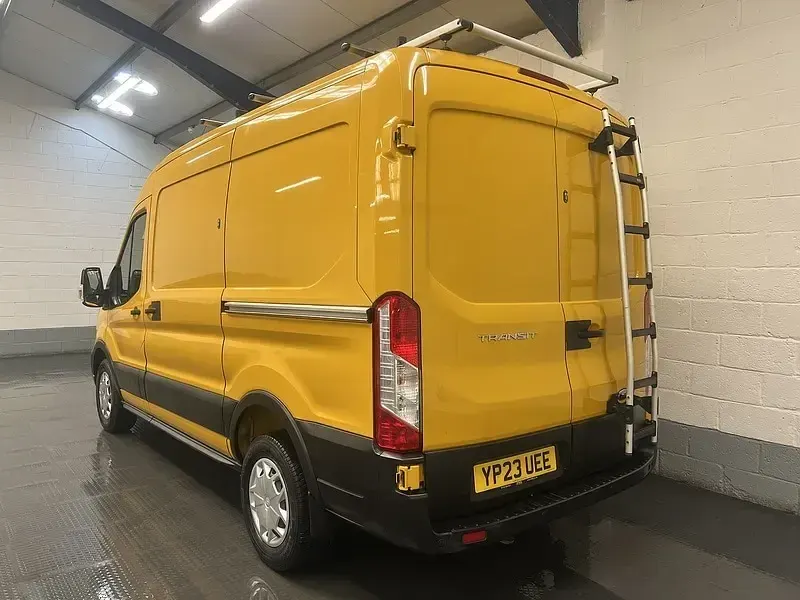Used Ford Transit Trend 130 HP (95 kW) 2023 Yellow Van