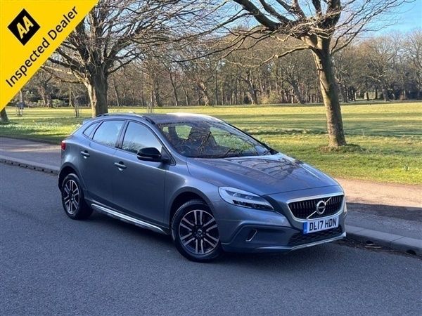 Grey Used 2017 Volvo V40 Estate | £9,995 (Fair price) - Image 1/4