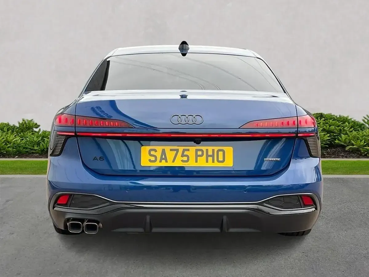 Used Audi A6 Advanced 200 HP (147 kW) 2025 Blue Sedan