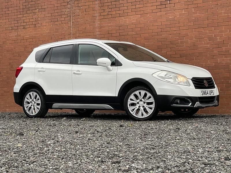White Used 2014 Suzuki SX4 S-Cross SZ-T SUV | £4,400 (Fair price) - Image 1/4
