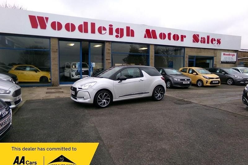 White Used 2017 DS Automobiles DS3 Connected Chic Hatchback | £5,495 (Fair price) - Image 1/1