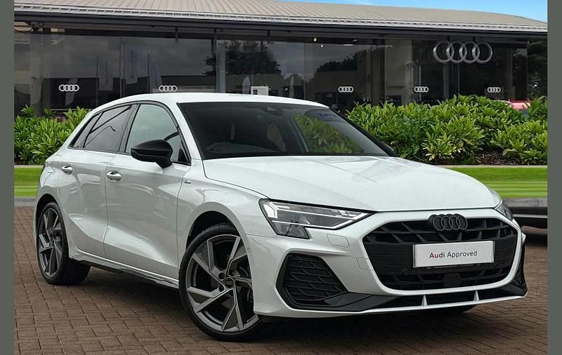 Used Audi A3 Black Edition 147 HP (108 kW) 2025 White Hatchback