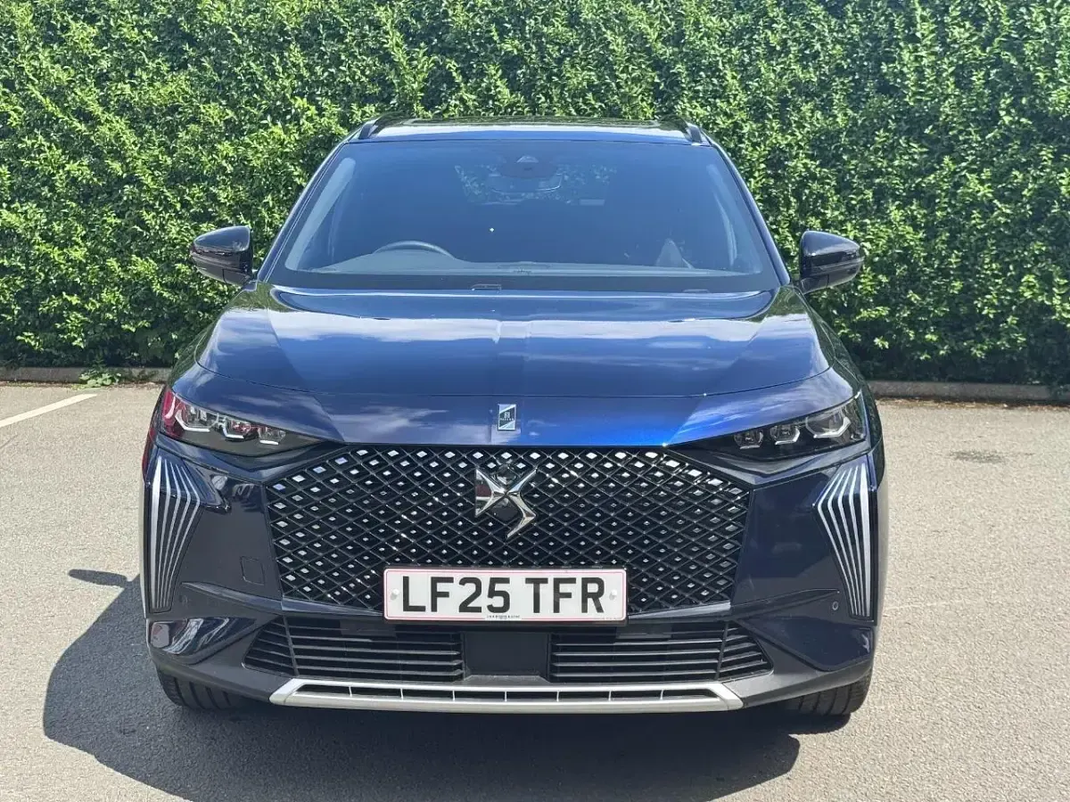 Used DS Automobiles DS7 Crossback 130 HP (95 kW) 2025 Blue SUV