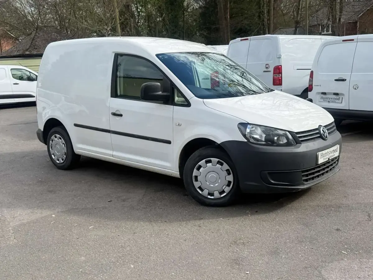 Used VW Caddy Startline 102 HP (75 kW) 2013 White MPV