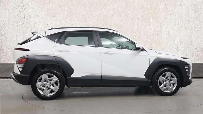 Used Hyundai Kona Advanced 137 HP (100 kW) 2025 White SUV
