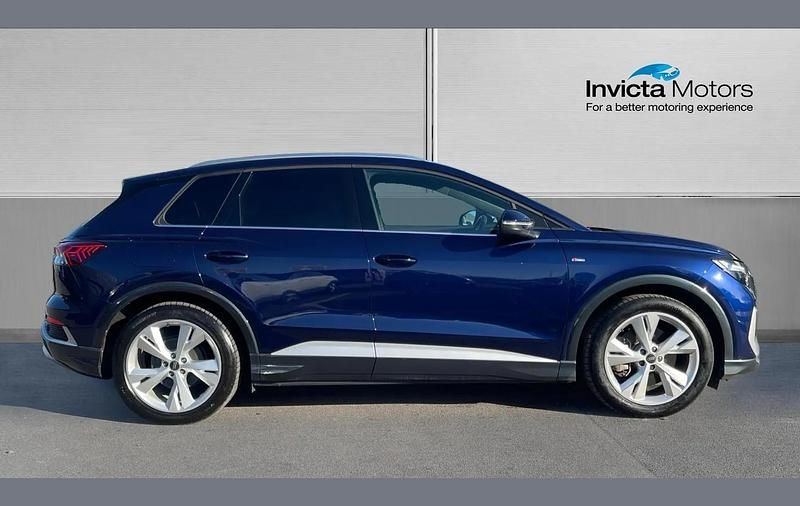 Used Audi Q4 e-tron S-Line 210 kW (286 HP) 2024 Blue SUV