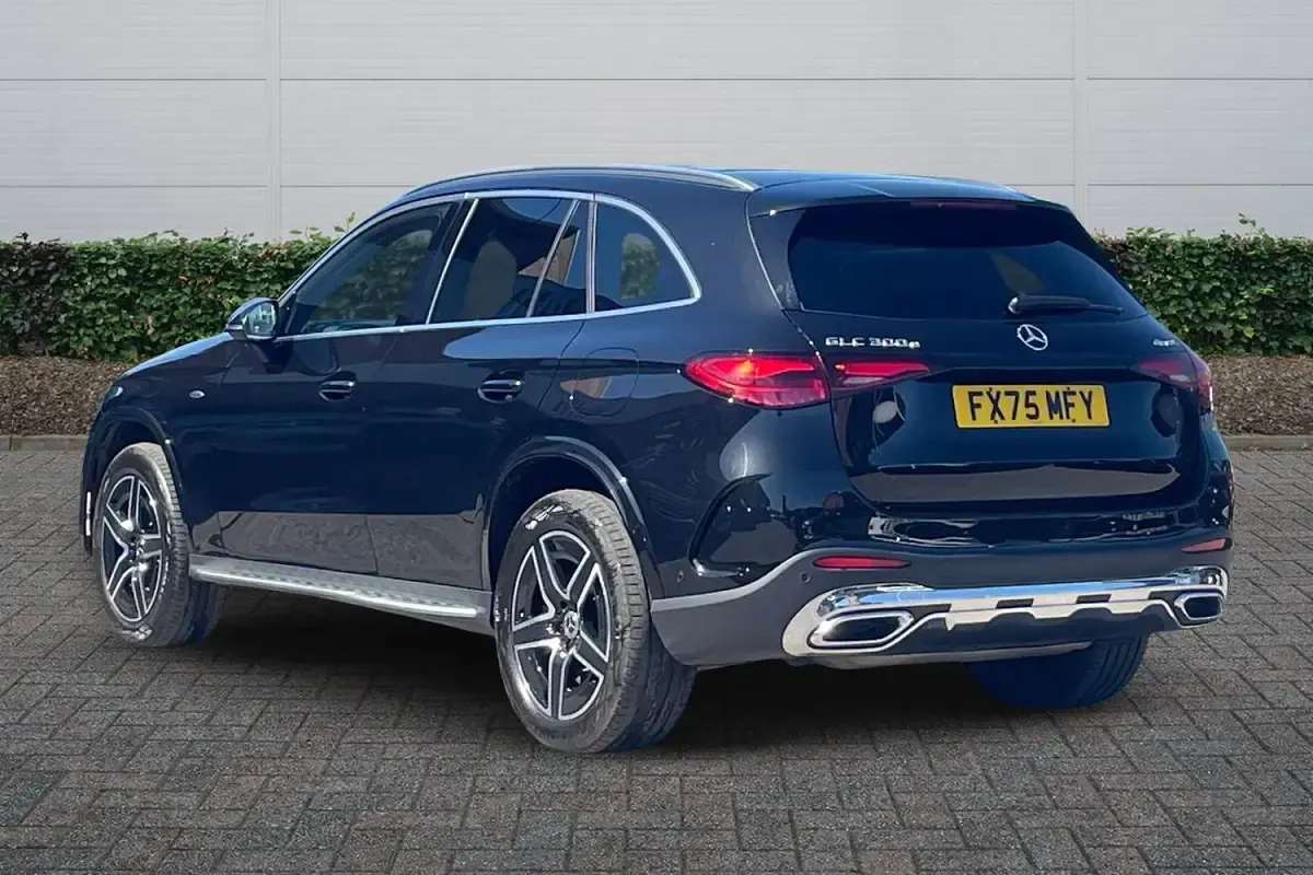 Used Mercedes GLC300e AMG line 313 HP (230 kW) 2025 Black SUV