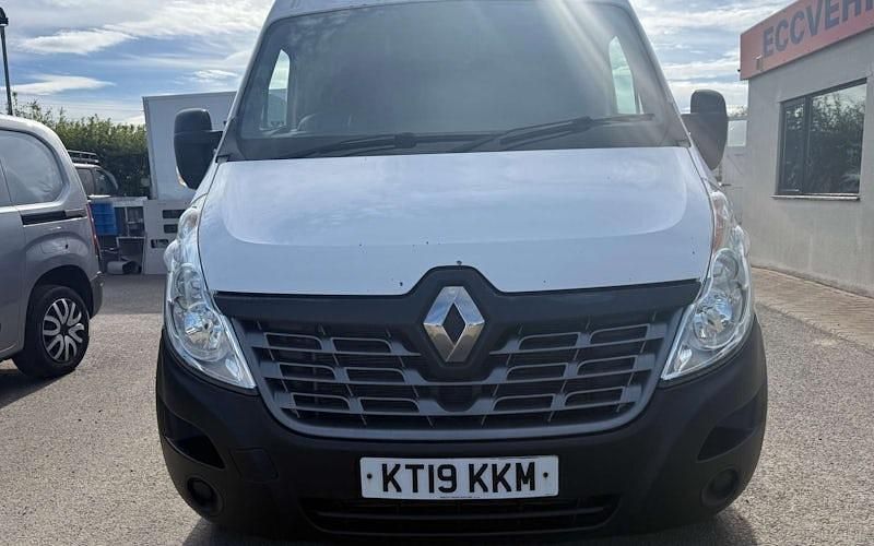 Begagnad Renault Master Komfort 131 HK (96 kW) 2018 Vit Van