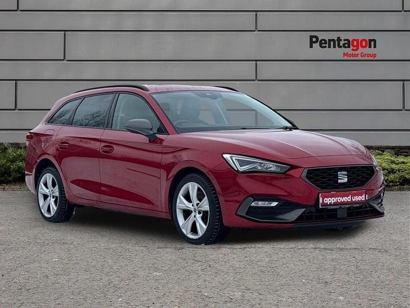 Used Seat Leon FR 204 HP (150 kW) 2021 Red Estate