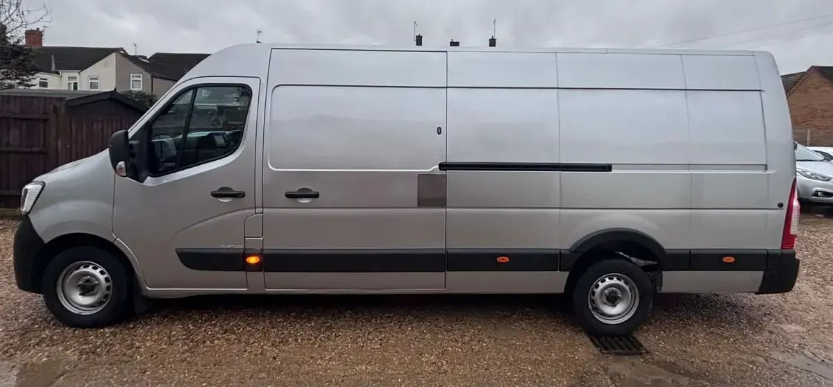 Usado Renault Master Business 2022 Cinzento Monovolume