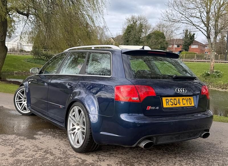 Used Audi RS4 420 HP (308 kW) 2007 Blue Estate