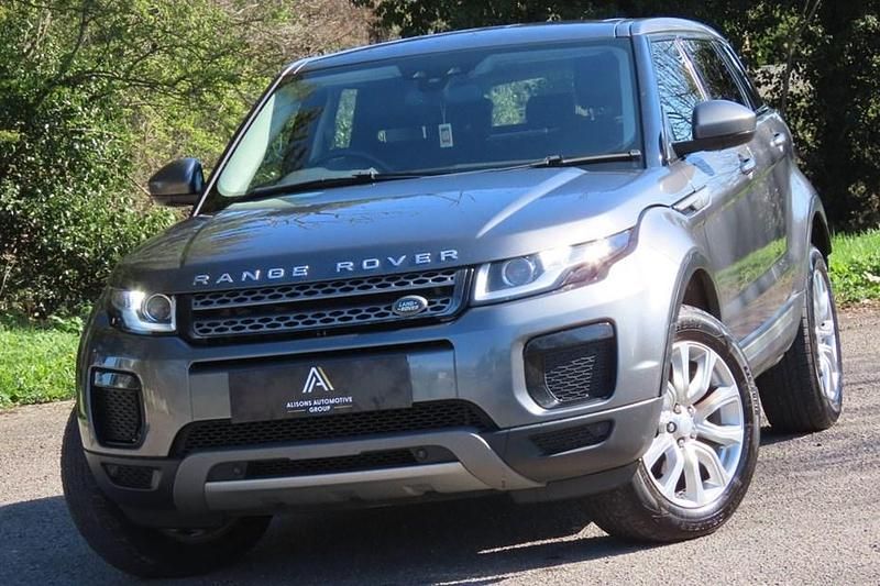Used Land Rover Range Rover evoque SE 240 HP (176 kW) 2018 Hatchback