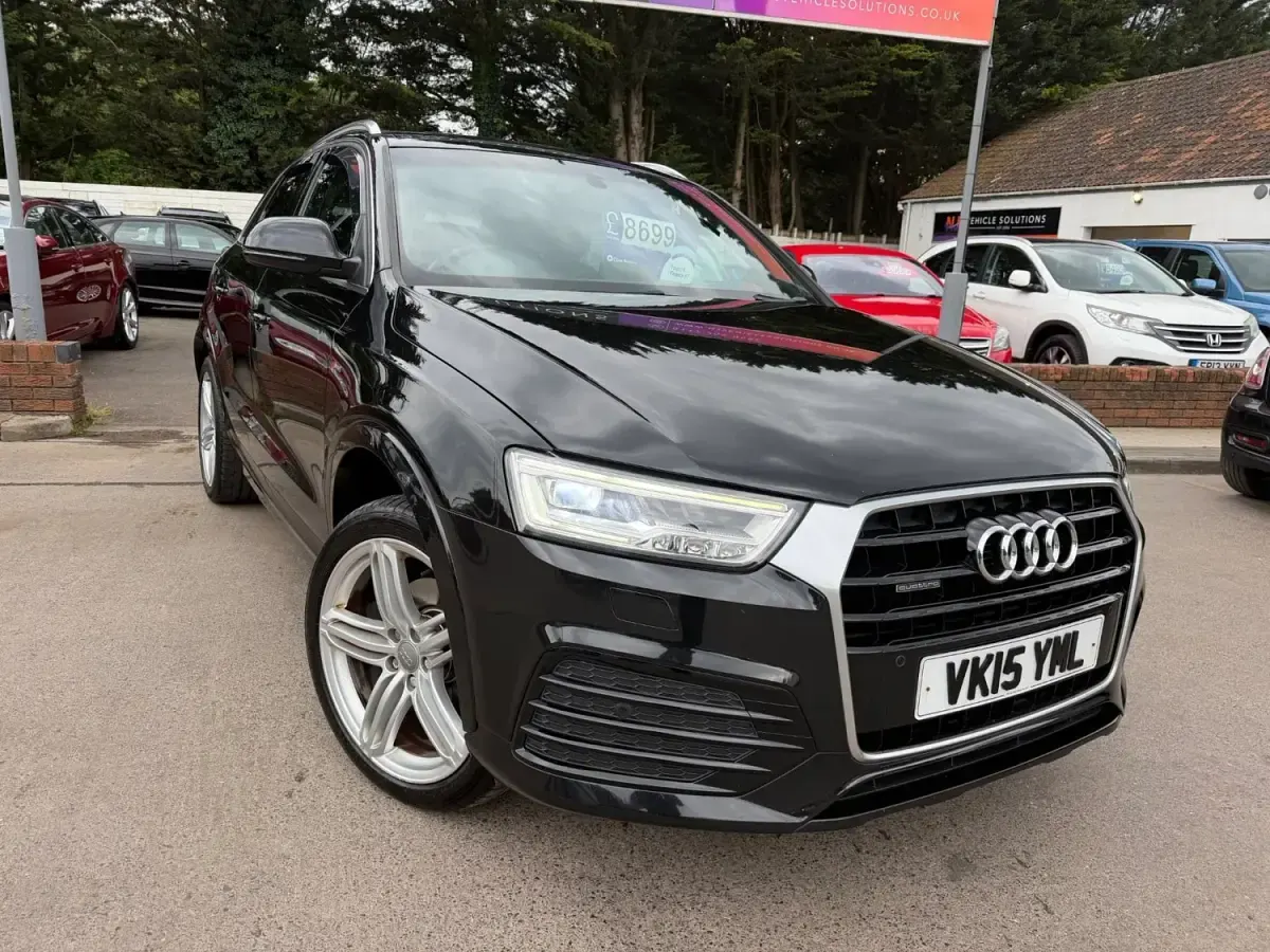 Begagnad Audi Q3 S-line plus 184 HK (135 kW) 2015 Svart SUV