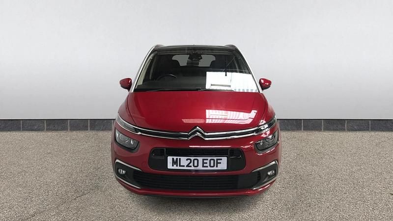 Used Citroën C4 SpaceTourer Flair 131 HP (96 kW) 2020 Red MPV